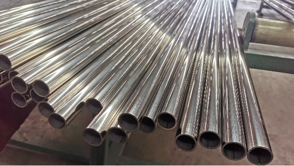 201和202不銹鋼管的區(qū)別！